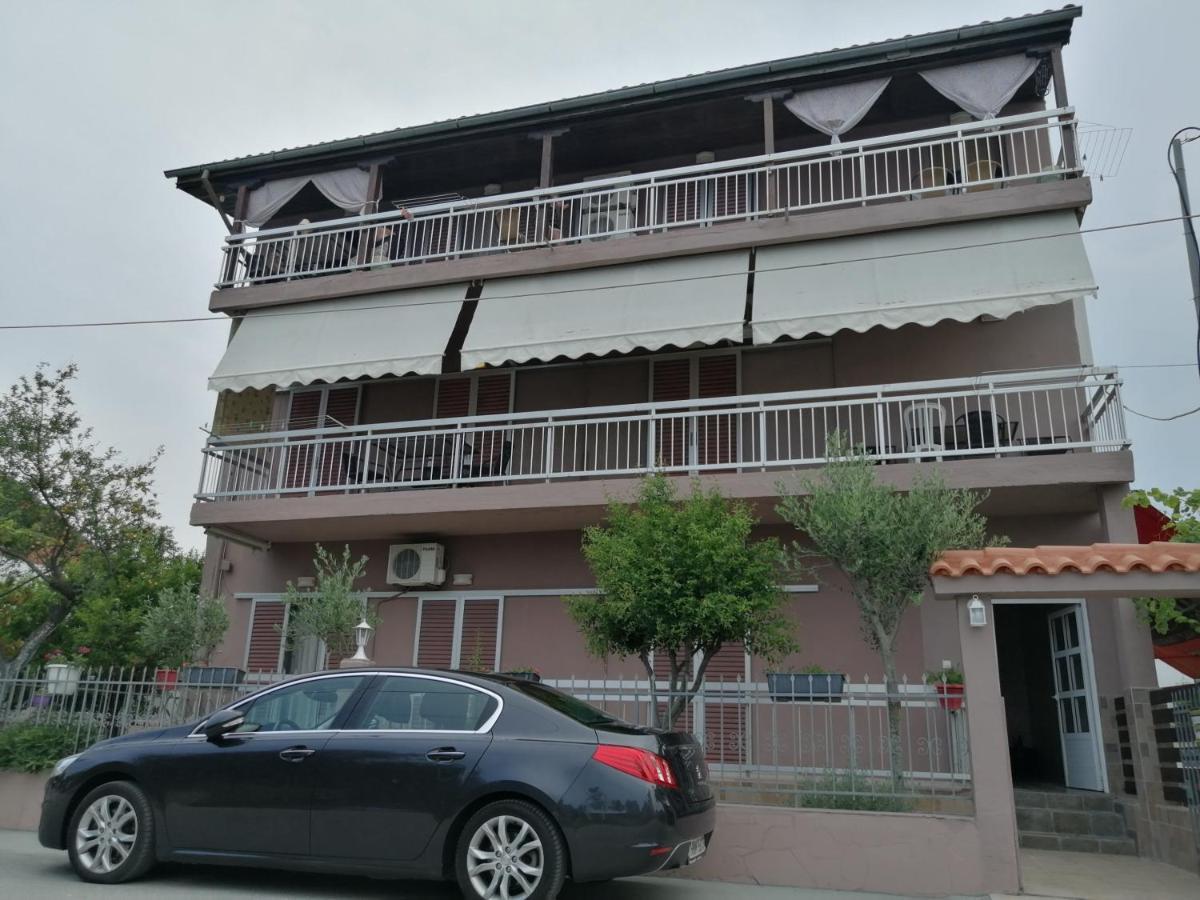 Ο Ακλόνητος Apart otel Néa Meságkala Dış mekan fotoğraf