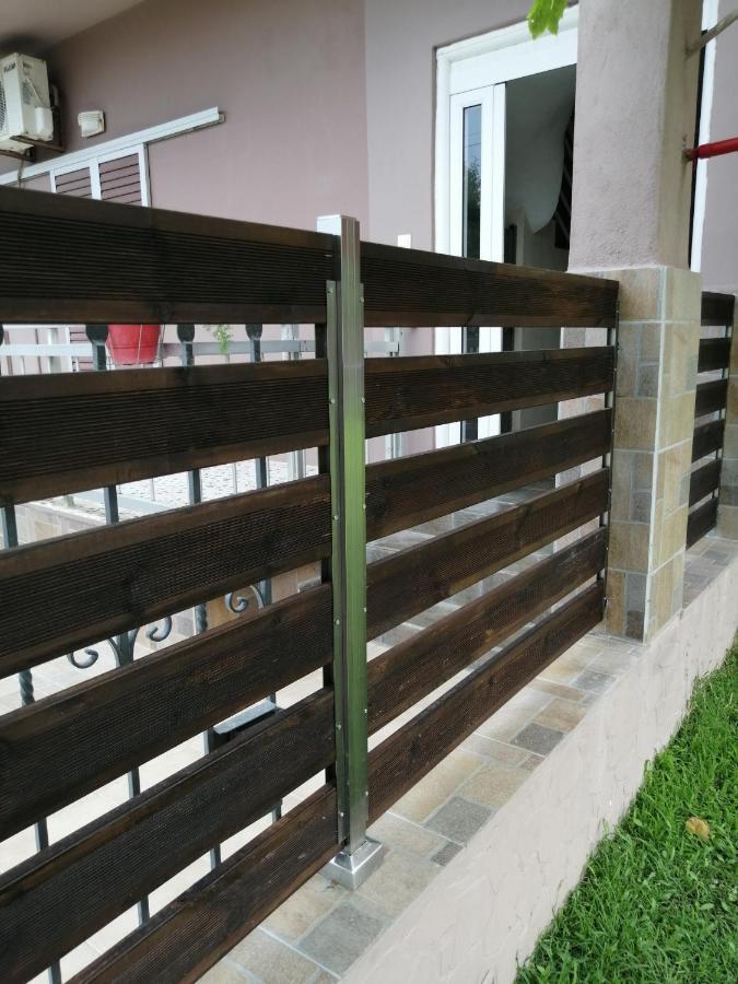 Ο Ακλόνητος Apart otel Néa Meságkala Dış mekan fotoğraf