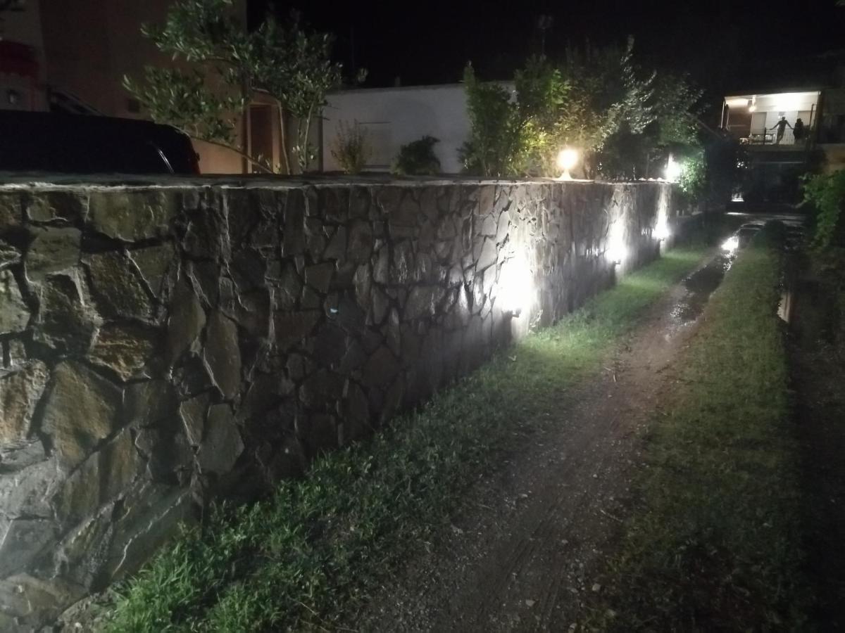 Ο Ακλόνητος Apart otel Néa Meságkala Dış mekan fotoğraf